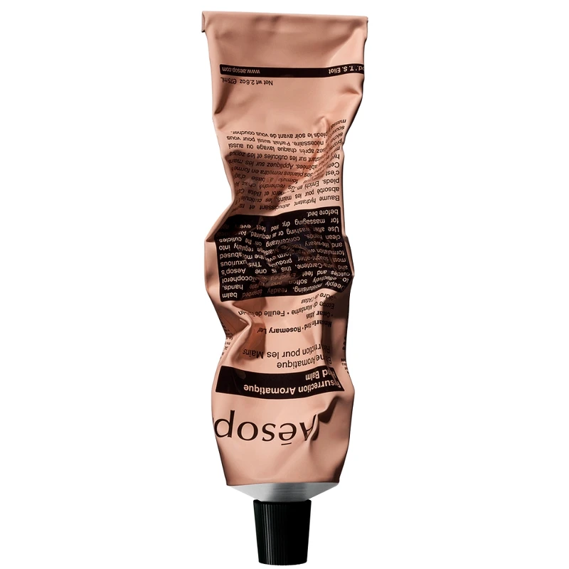 Aesop賦活芳香護手霜。 Aesop賦活芳香護手霜。