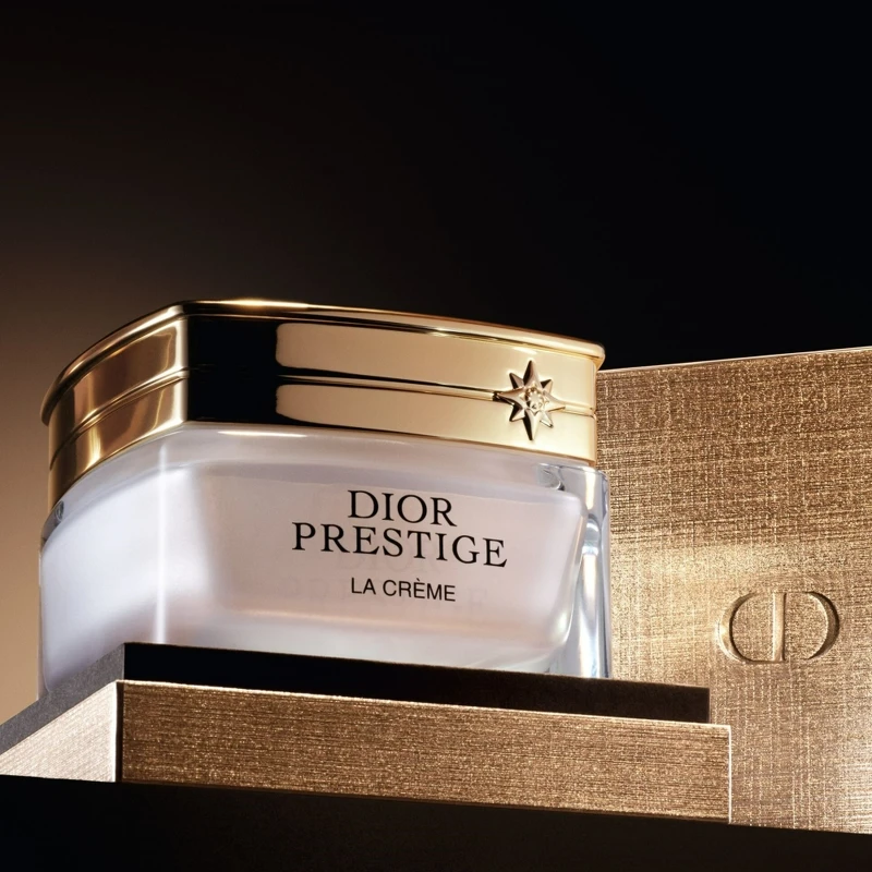 DIOR迪奧精萃再生玫瑰賦活乳霜15ml，NT5,000、50ml，NT14,000、填裝瓶NT12,500