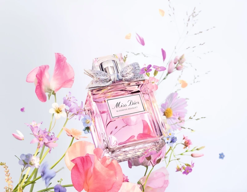 DIOR迪奧Miss Dior花漾迪奧淡香水30ml，NT2,550、50ml，NT3,750、100ml，NT5,350、150ml，NT6,700