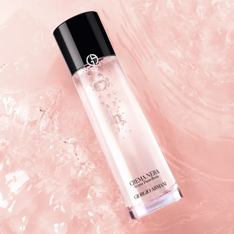 Giorgio Armani黑曜岩新生奇蹟精萃露150ml,NT4,800 Giorgio Armani黑曜岩新生奇蹟精萃露150ml,NT4,800