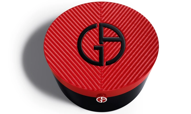 Giorgio Armani完美絲絨持久氣墊粉餅-高訂斜紋紅,NT3,300 Giorgio Armani完美絲絨持久氣墊粉餅-高訂斜紋紅,NT3,300