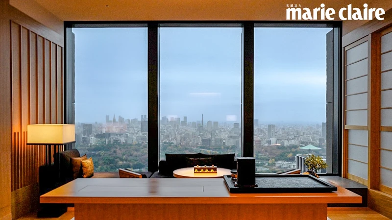 大片落地窗引進絕佳都市天際線景觀 大片落地窗引進絕佳都市天際線景觀