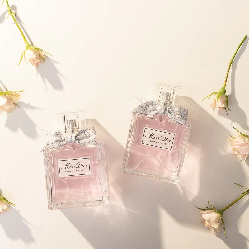 Miss Dior花漾迪奧淡香水/ 30ml NT$2550, 50ml NT$3750, 100ml NT$5350。 Miss Dior花漾迪奧淡香水/ 30ml NT$2550, 50ml NT$3750, 100ml NT$5350。