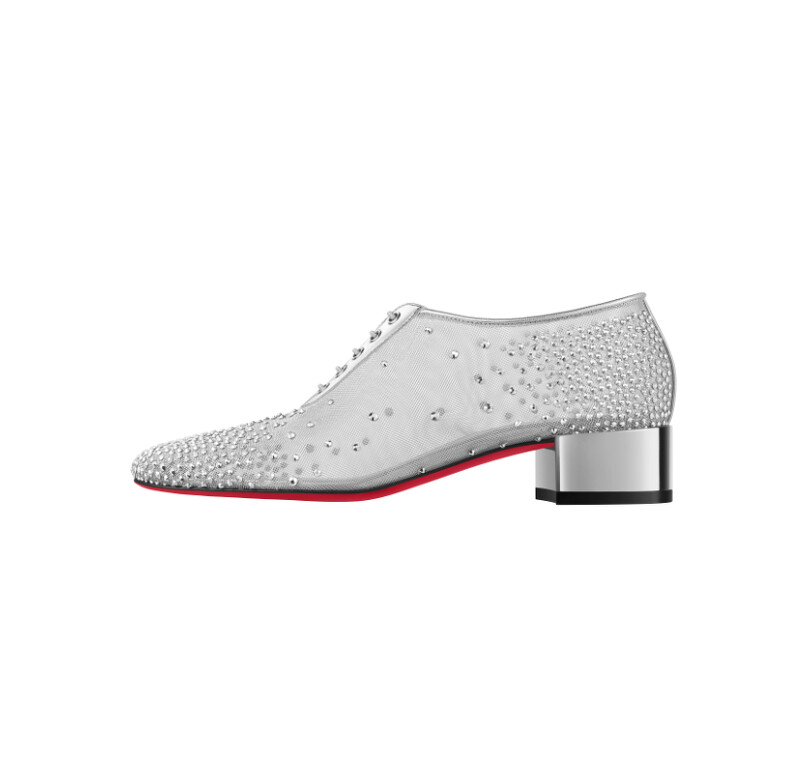 Christian Louboutin 鑽飾跟鞋，價格店洽。