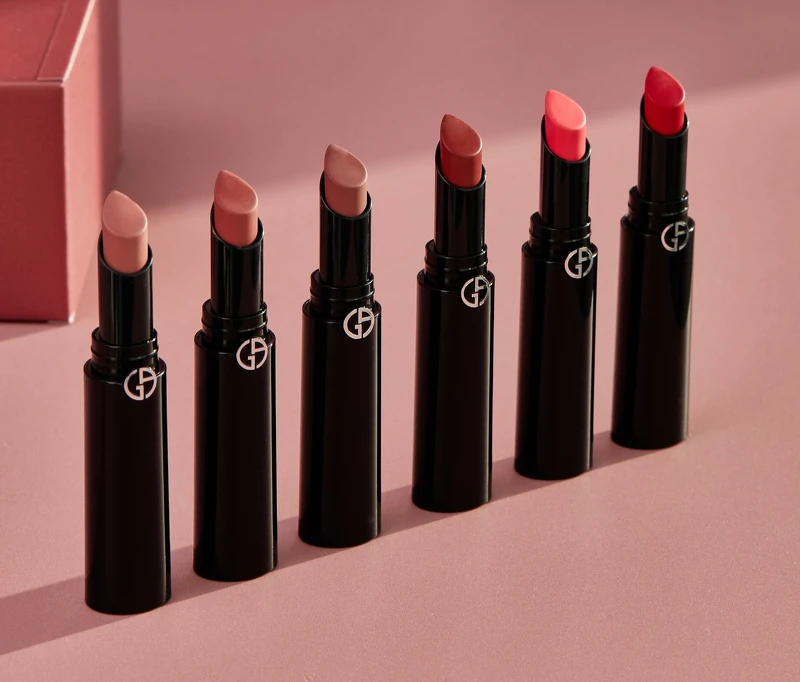 【奢華絲緞訂製唇膏】全新6色由左至右#109.#110.#203.#206#304.#507 3.1g/ NTD$1,450 (圖片出處:Armani Beauty官方美圖)