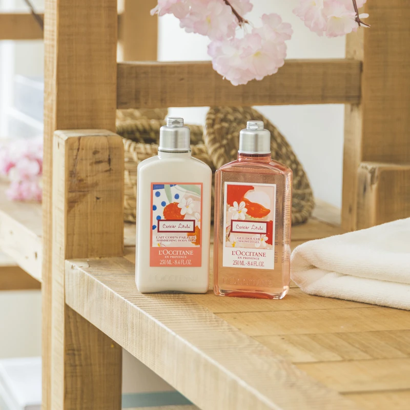 荔枝櫻花沐浴膠，250ml，NT.880（限量）。