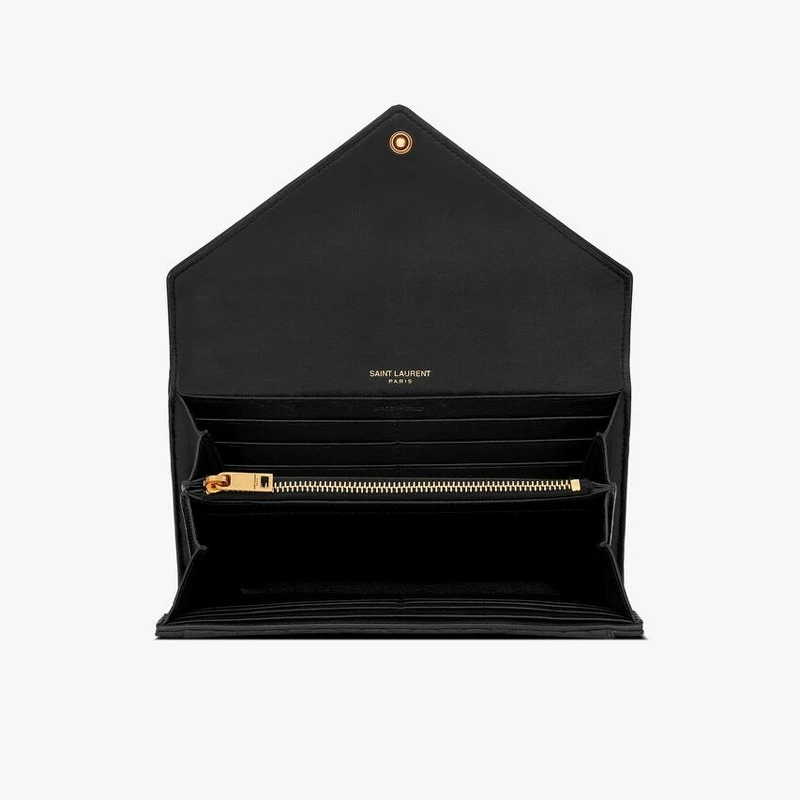 YSL GABY絎縫小羊皮大型翻蓋錢包，NT 31,900