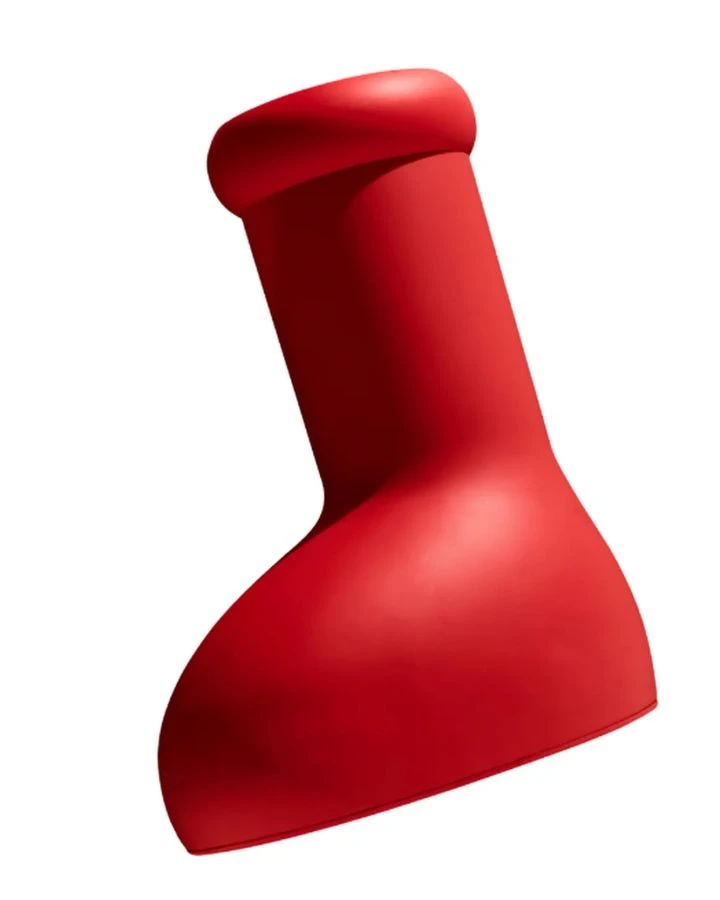 原子小金剛招牌紅鞋，美金$350