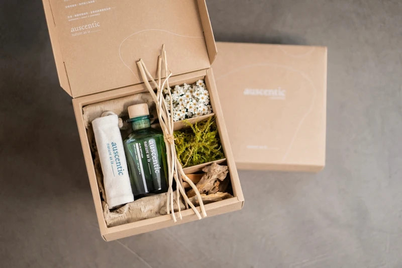 期間限定auscentic微香瓶．情人節禮盒，NT2,200