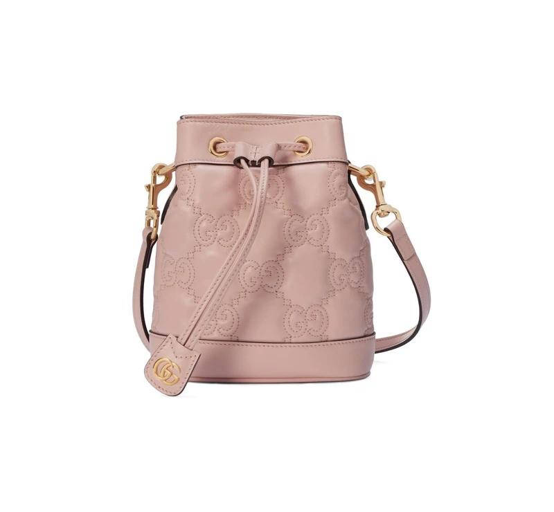 Gucci Matelass粉色小型水桶包,NT 65,500 Gucci Matelass粉色小型水桶包,NT 65,500