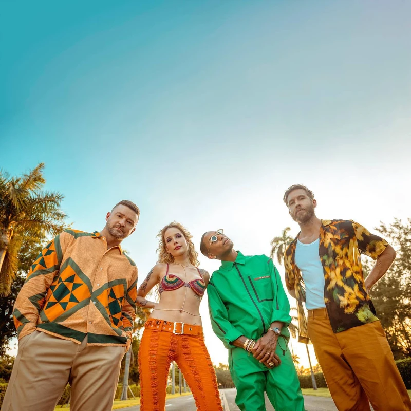 2022一次與電音天菜Calvin Harris、賈斯汀Justin Timberlan以及Halsey共同創作出〈Stay with Me〉 2022一次與電音天菜Calvin Harris、賈斯汀Justin Timberlan以及Halsey共同創作出〈Stay with Me〉