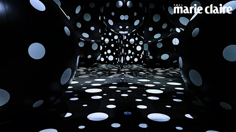 經典鏡面空間《圓點的執念-渴望天堂的愛》 經典鏡面空間《圓點的執念-渴望天堂的愛》