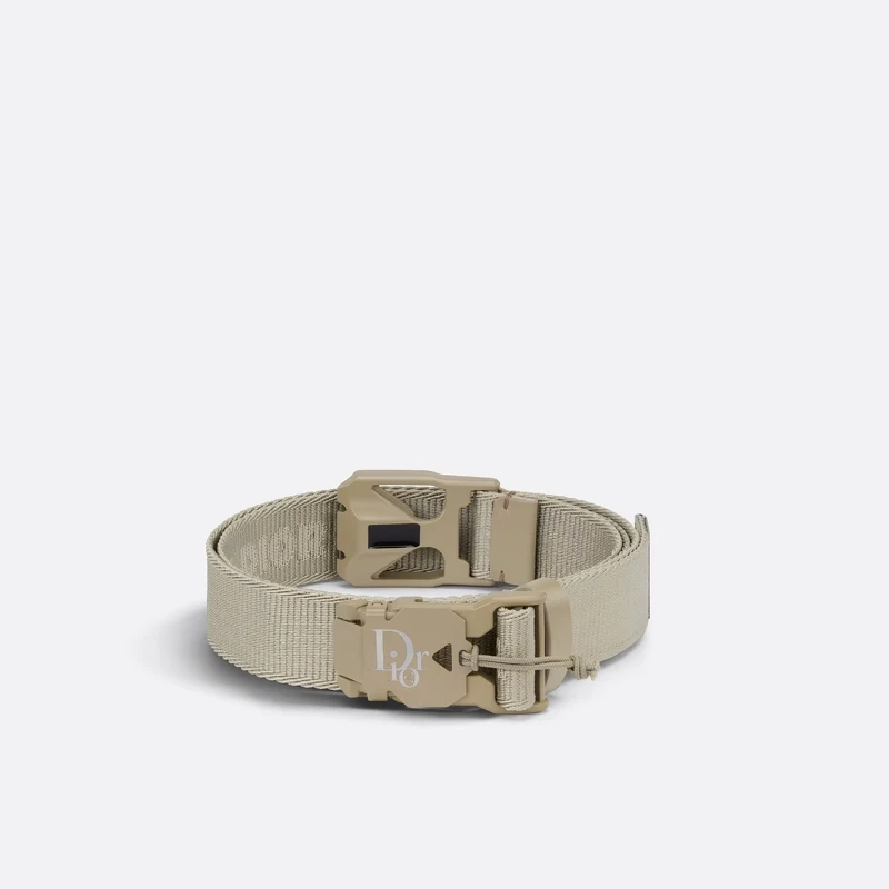 Dior by Mystery Ranch腰帶,NT 20,000 Dior by Mystery Ranch腰帶,NT 20,000