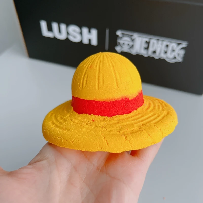 LUSH x ONE PIECE草帽泡泡浴芭實拍。 LUSH x ONE PIECE草帽泡泡浴芭實拍。