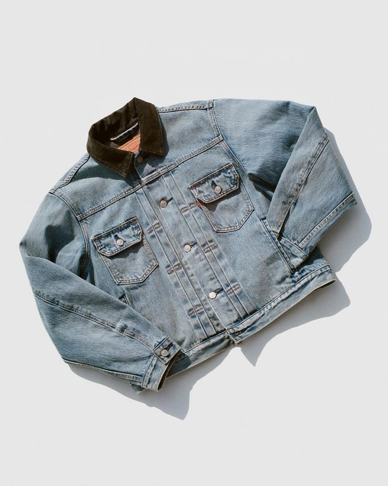 Stüssy X Levi'sType II Trucker Jacket牛仔外套,NT 8,900 Stüssy X Levi'sType II Trucker Jacket牛仔外套,NT 8,900