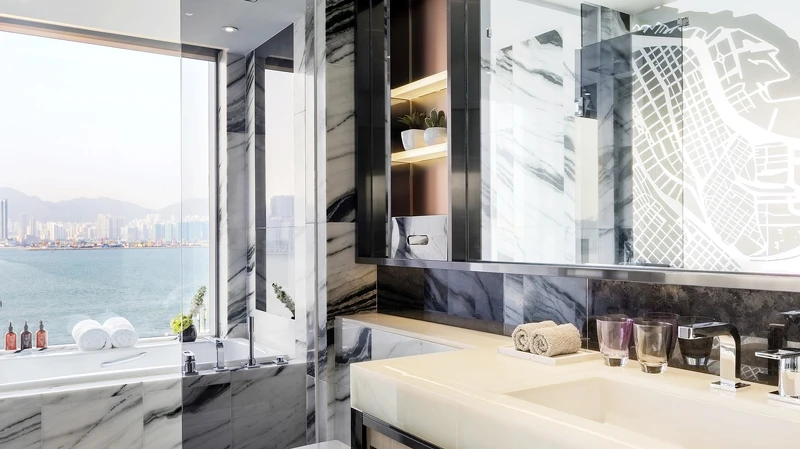 連洗澡泡湯都能俯瞰港景 連洗澡泡湯都能俯瞰港景