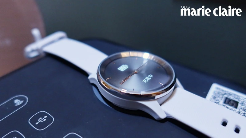 「vívomove Trend指針智慧腕錶」 新增磁吸式無線充電功能 「vívomove Trend指針智慧腕錶」 新增磁吸式無線充電功能