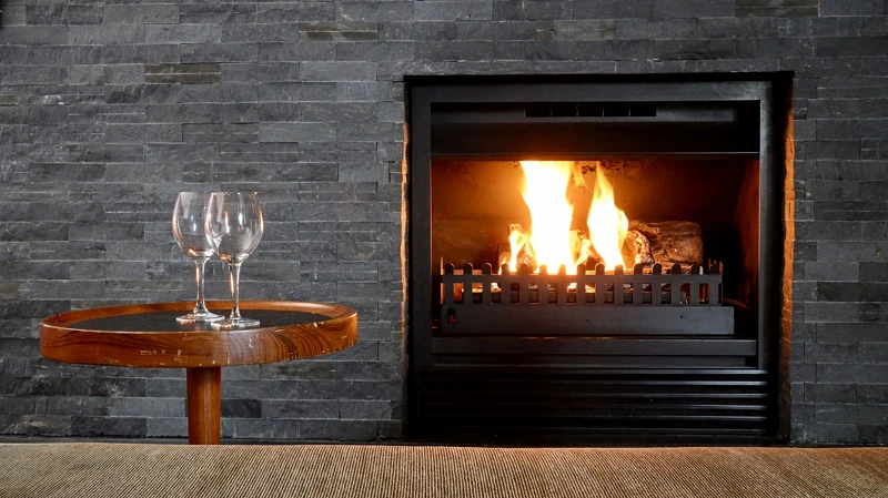 房內設有真火壁爐 房內設有真火壁爐