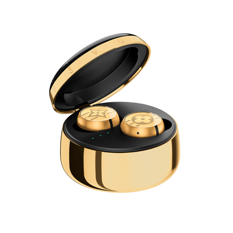 路易威登Horizon Light Up無線耳機,NT 51,500 路易威登Horizon Light Up無線耳機,NT 51,500