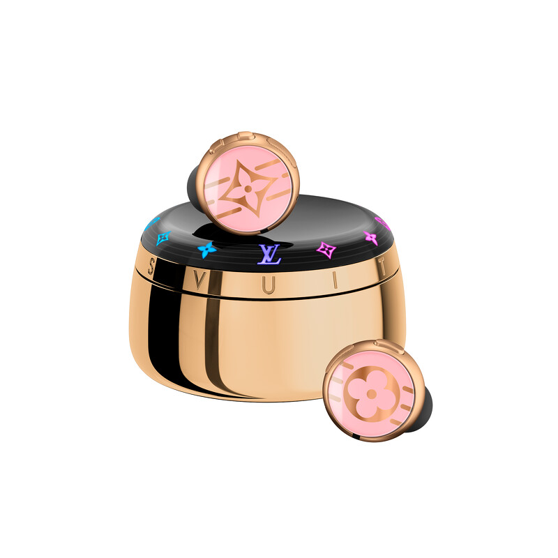 路易威登Horizon Light Up無線耳機,NT 51,500 路易威登Horizon Light Up無線耳機,NT 51,500