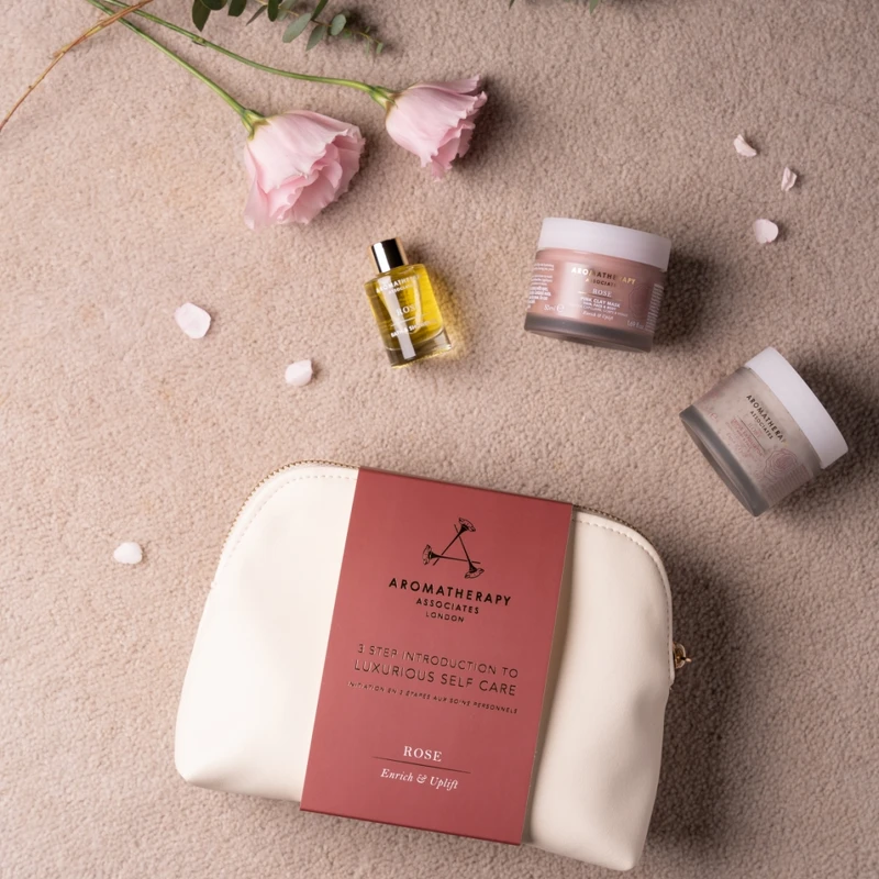 AROMATHERAPY ASSOCIATES歡沁玫瑰旅行組,NT2,000 AROMATHERAPY ASSOCIATES歡沁玫瑰旅行組,NT2,000
