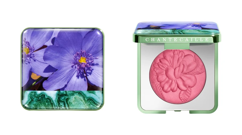 香緹卡25週年繁花似錦頰彩盤 #銀蓮花-鮮豔覆盆子。 香緹卡25週年繁花似錦頰彩盤 #銀蓮花-鮮豔覆盆子。