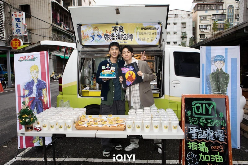 生日收彭千祐送手繪人物卡畫超像！曾敬驊驚喜：這是你畫的？