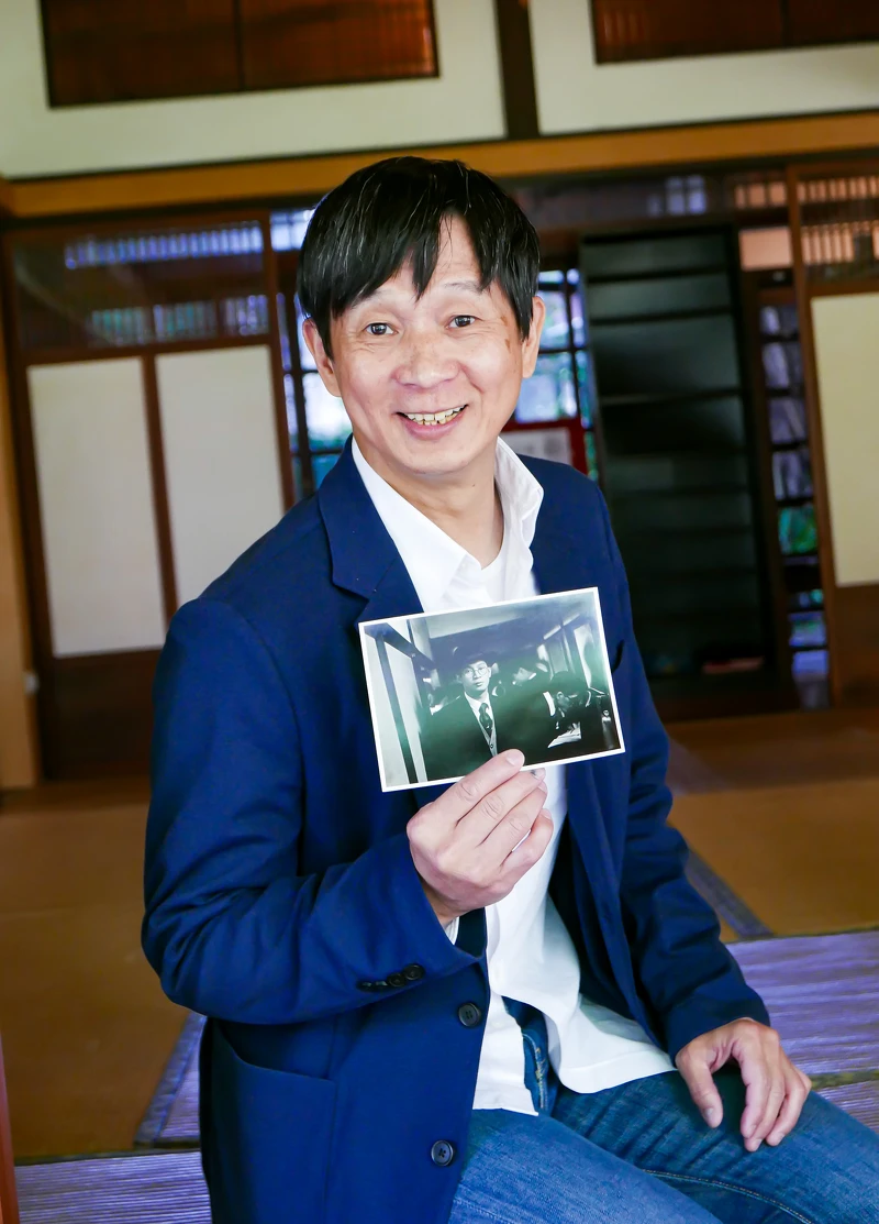 吳義芳的氣質和片中飾演的有為青年『寬榮』相仿吧,侯導就決定用他了 吳義芳的氣質和片中飾演的有為青年『寬榮』相仿吧,侯導就決定用他了