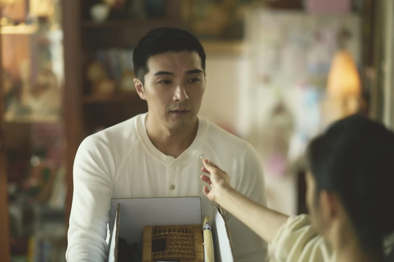 賀軍翔為《不夠善良的我們》獻出了生平第一次平頭造型 賀軍翔為《不夠善良的我們》獻出了生平第一次平頭造型