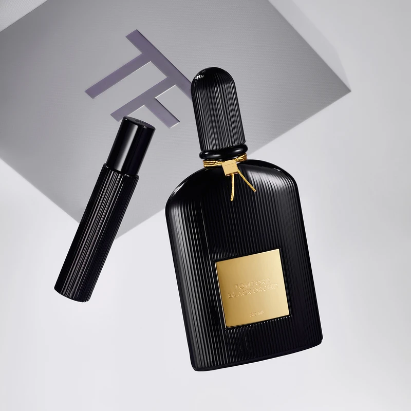 【限量】 TOM FORD 設計師系列經典黑蘭花香水50ml+10ml,NT$5,300。 【限量】 TOM FORD 設計師系列經典黑蘭花香水50ml+10ml,NT$5,300。