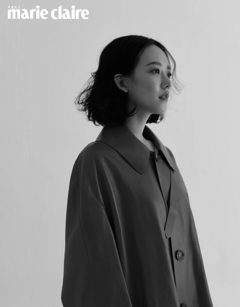 紅色皮革風衣,by Tod’s。 紅色皮革風衣,by Tod’s。