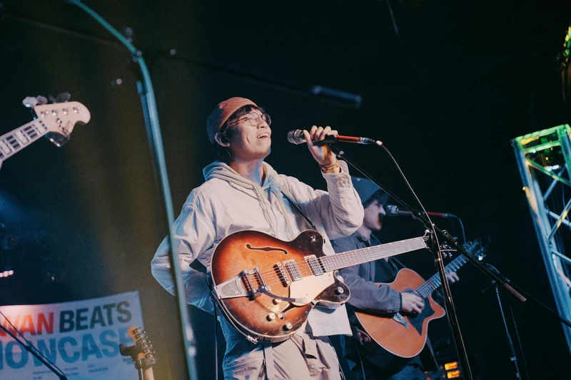 椅子樂團主唱詠靖