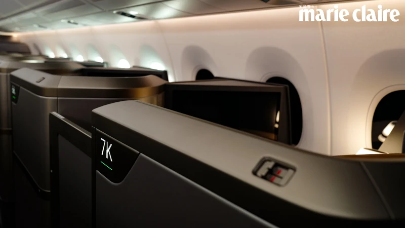 星宇航空A350商務艙有全閉式拉門設計能保有隱密性 星宇航空A350商務艙有全閉式拉門設計能保有隱密性