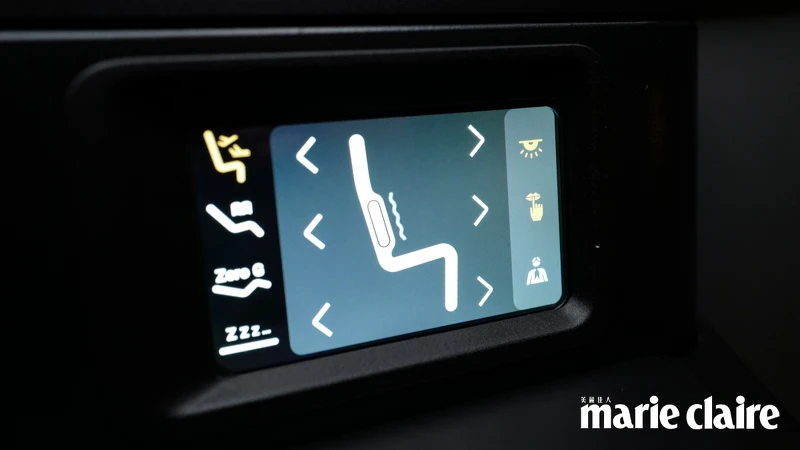 簡易操作介面能隨時挑整座椅 簡易操作介面能隨時挑整座椅