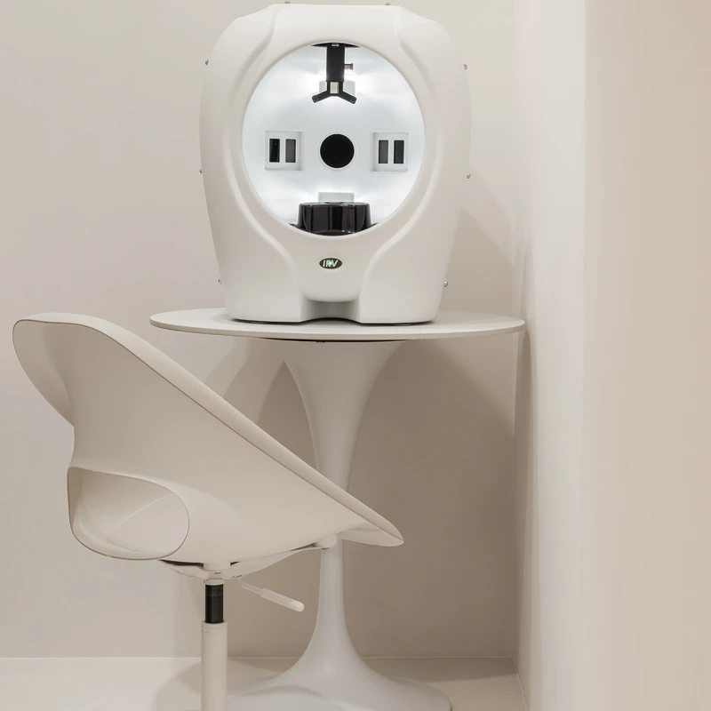 IRV PRO 3D全臉皮膚透視分析儀。