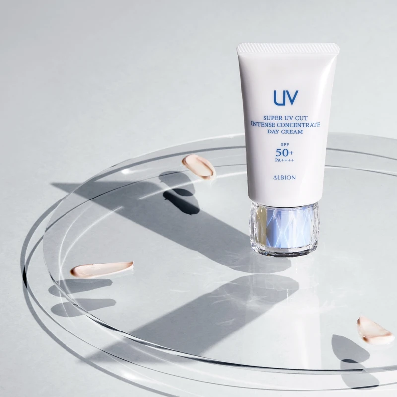 ALBION超完美高奢全抗光隔離乳SPF50+/PA++++ 50g,NT3,300 ALBION超完美高奢全抗光隔離乳SPF50+/PA++++ 50g,NT3,300