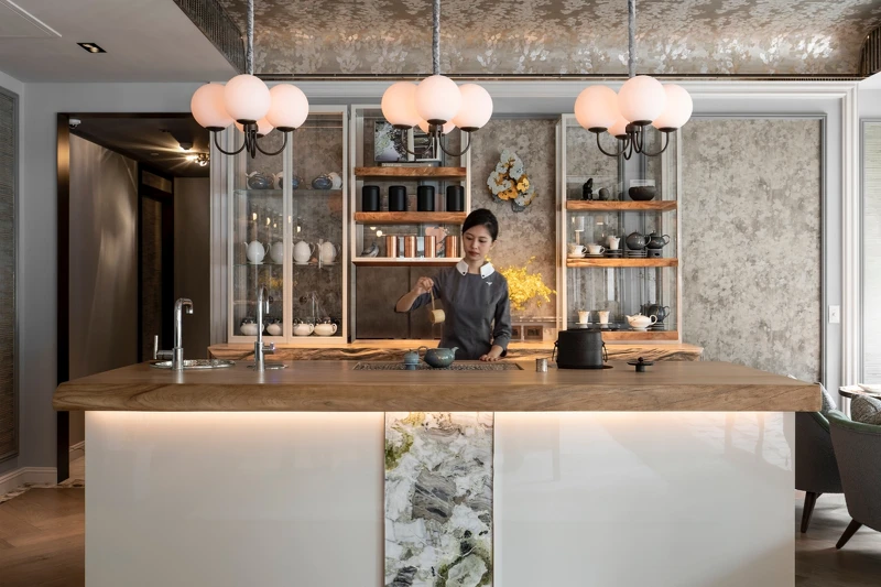 寶元紀經過獨家良好空間溫濕控制儲藏扭轉大家對於普洱茶的印象。