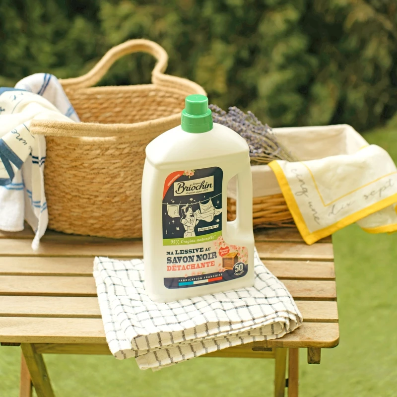 Jacques Briochin藍牌碧歐馨亞麻籽花香洗衣精(花香去漬)2270ml,NT680 Jacques Briochin藍牌碧歐馨亞麻籽花香洗衣精(花香去漬)2270ml,NT680