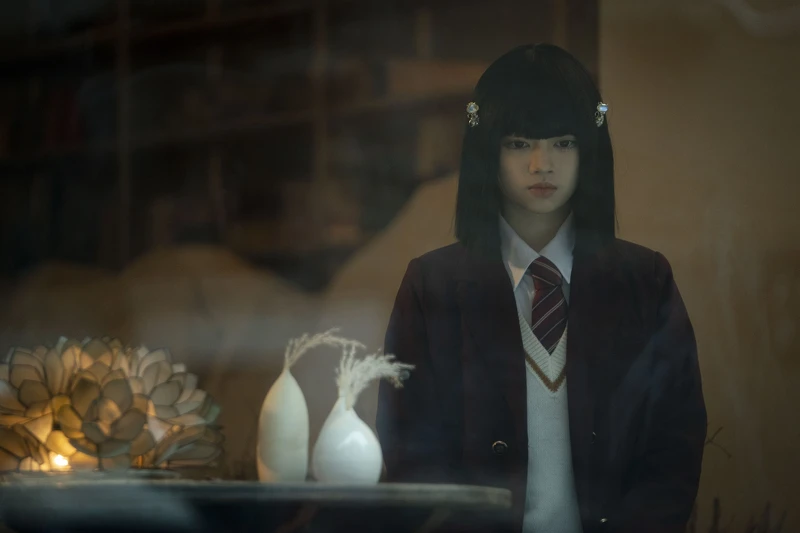 《不良執念清除師》是唱跳女團PER6IX的團員馬瑋伶首部戲劇作品，第一次嘗試演戲就演出非人類代表