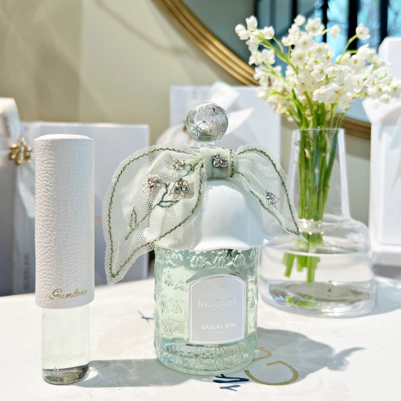 嬌蘭2023幸福永駐鈴蘭淡香水縷銀精瓷蜂印瓶125ml+20ml，NT28,000