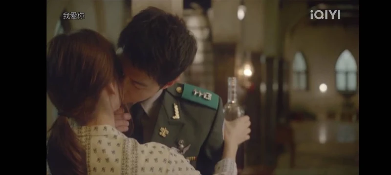 《太陽的後裔》紅酒之吻