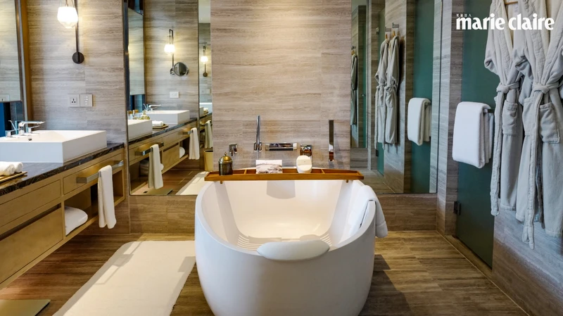 每間浴室皆有蛋形浴缸! 每間浴室皆有蛋形浴缸!