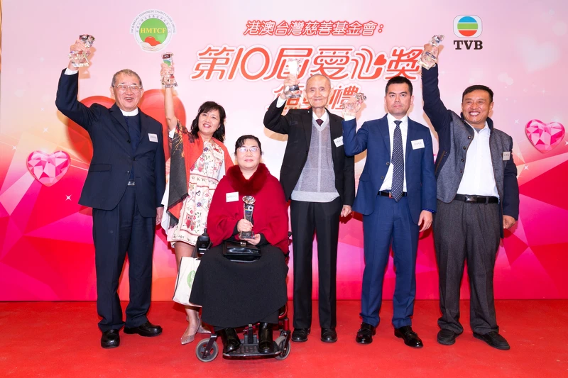 本獎創立10年後,首次有中國內地暨臺灣、香港地區得獎者同台領獎。 本獎創立10年後,首次有中國內地暨臺灣、香港地區得獎者同台領獎。