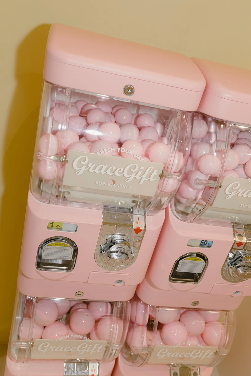 Grace Gift LITTLE PINK扭蛋機 Grace Gift LITTLE PINK扭蛋機