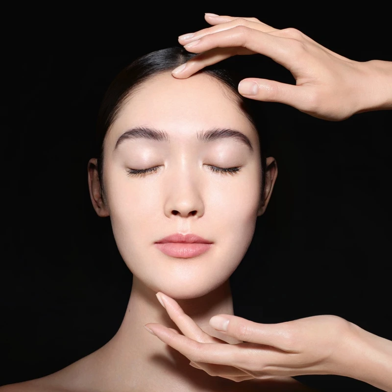 克蘭詩至臻凝時頂級課程視覺。 克蘭詩至臻凝時頂級課程視覺。