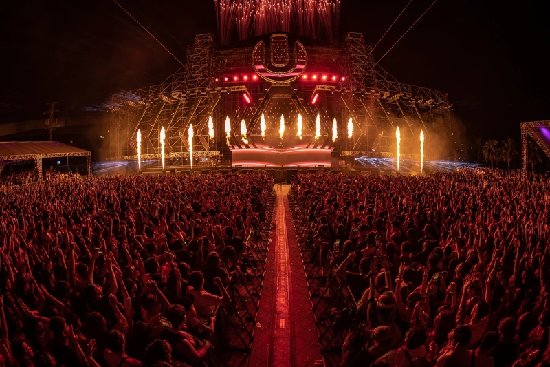 2023 Ultra Taiwan舞台夜晚視覺效果強 2023 Ultra Taiwan舞台夜晚視覺效果強