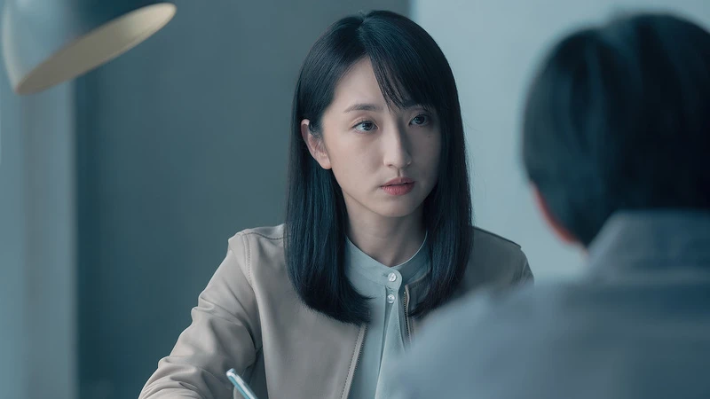 《模仿犯》柯佳嬿飾演臨床心理師胡允慧,即使與郭曉其分手,仍幫他分析犯罪心理 《模仿犯》柯佳嬿飾演臨床心理師胡允慧,即使與郭曉其分手,仍幫他分析犯罪心理