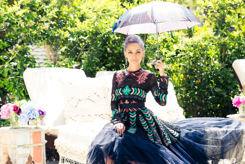 妮可表示因為家人的關係,從小便認識芭莉絲 妮可表示因為家人的關係,從小便認識芭莉絲