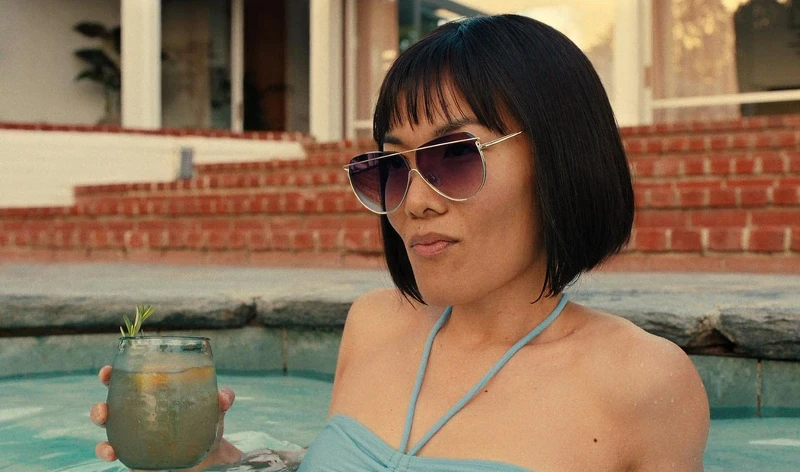 愛美以為當了千萬富翁後就萬事太平,仍然自欺欺人一點都不快樂 愛美以為當了千萬富翁後就萬事太平,仍然自欺欺人一點都不快樂