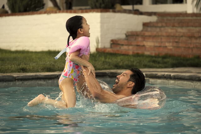 喬治雖然安於現狀當家庭主夫,但實則覺得自己配不上愛美 喬治雖然安於現狀當家庭主夫,但實則覺得自己配不上愛美